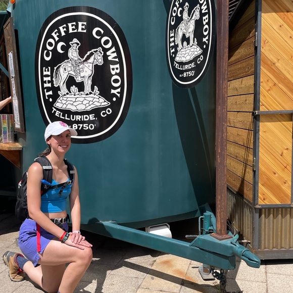 Meet your Posher, Melanie - Picture 2 of 3